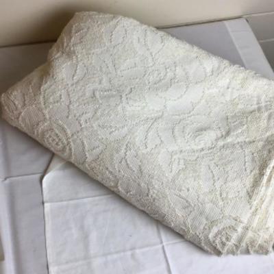 LOT# 563 Vintage Chenille Bedspread