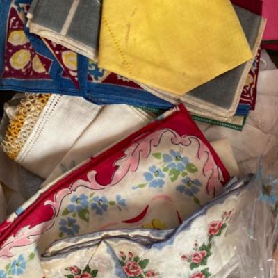 LOT # 610 Vintage Handbags & Handkerchiefs