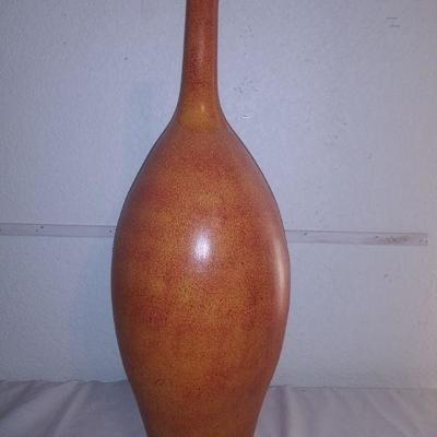 Red Clay Long Neck Vase