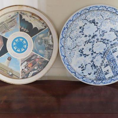 2 Vintage Serving Trays