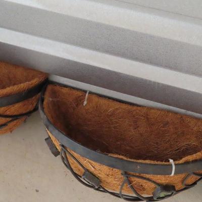 2 Plant holders