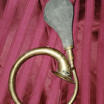 ANTIQUE car Horn