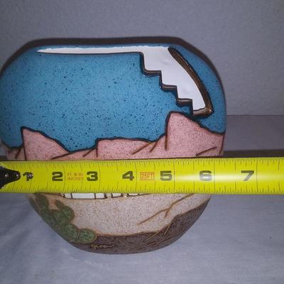 Vibrant Navajo Indian Sand Art Vase 