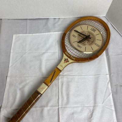 LOT # 630 Vintage Tennis Racket Wall Clock Mastercrafters Clock Corp.