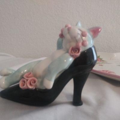 Porcelain Knick Knacks 