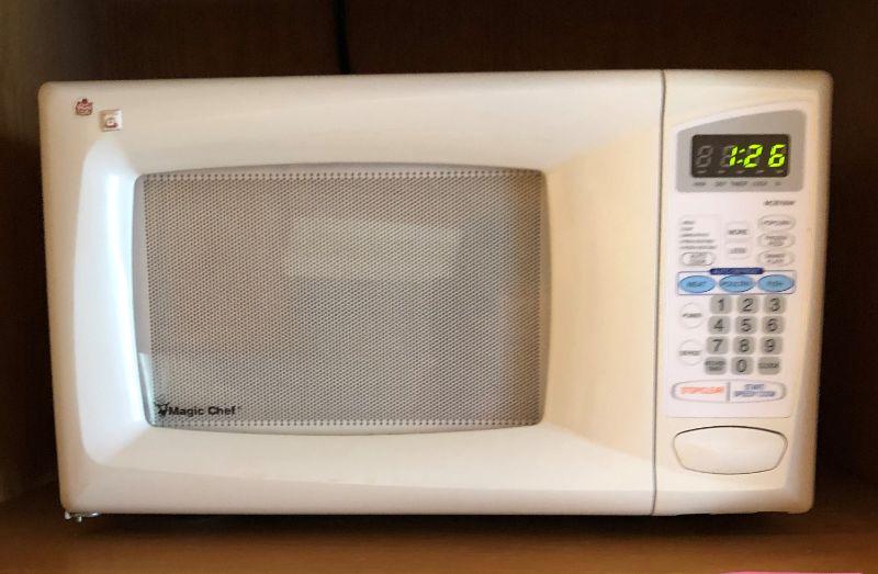 Vintage 1995 Magic Chef Microwave Oven Door Is 17x12”