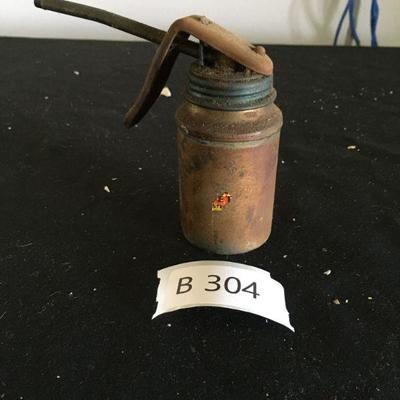 Vintage Oil Tin 6 (B304)