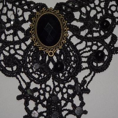 Black Lace Victorian Style Cameo Pendant Collar 