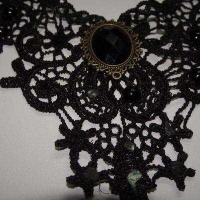 Black Lace Victorian Style Cameo Pendant Collar 