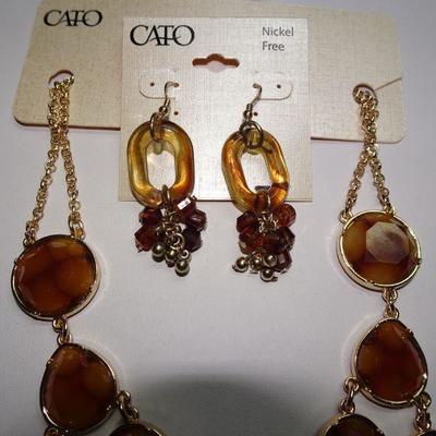 CATO NWT Fall Colors, Necklace & Earrings - Just in time for Fall!