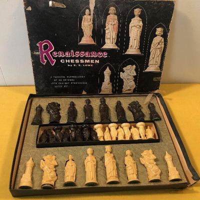 #96 Renaissance Chess men 