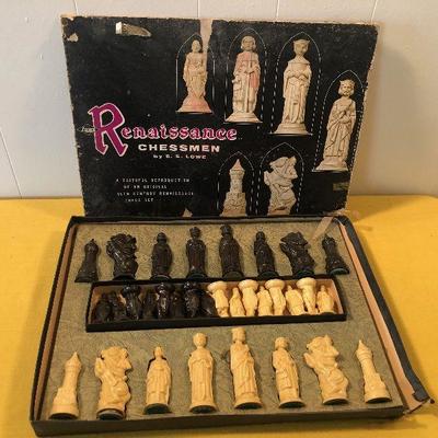 #96 Renaissance Chess men 