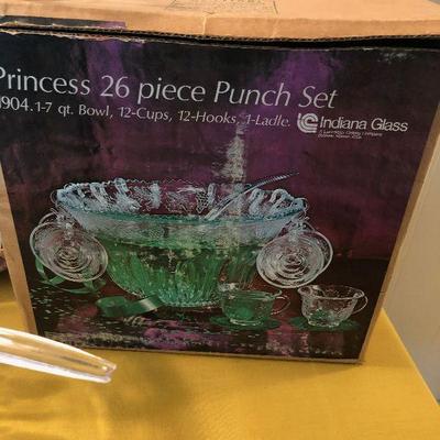 #161 PUNCH Bowl VINTAGE in the box 