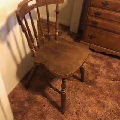 #170 Colonial Maple Wood Chair 