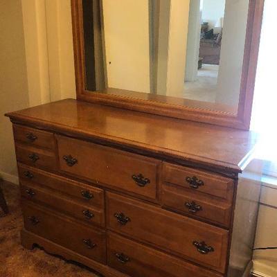 #171 Colonial Maple Wood 7 Drawer DRESSER 
