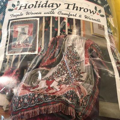#192 Triple woven throw - Holiday 