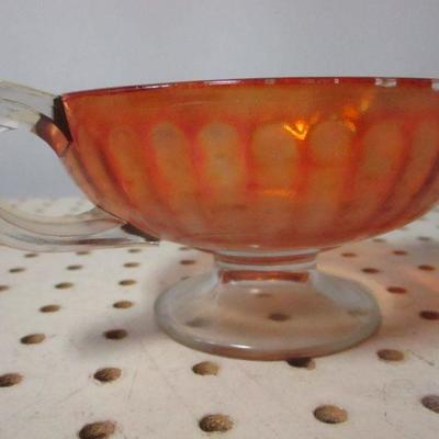 Lot 25 - Carnival Glass Dish