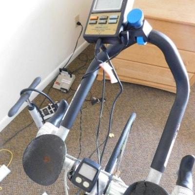Fuji Bike with Indoor CompuTrainer System includes Computer Simulator 