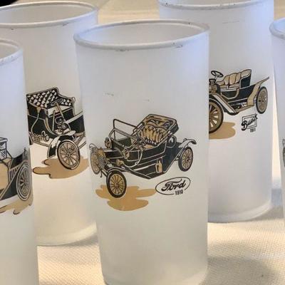 #31   VINTAGE ANTIQUE CAR THEME GLASSES 