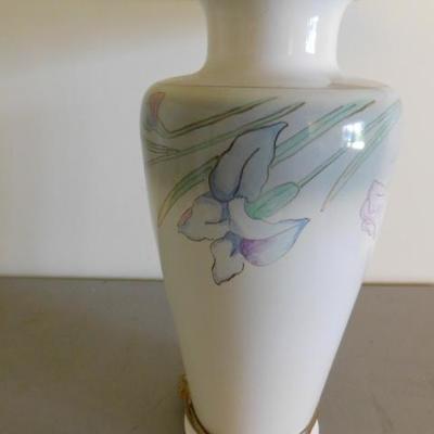 Porcelain Urn Post Table Lamp 26