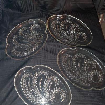 4 crystal platters