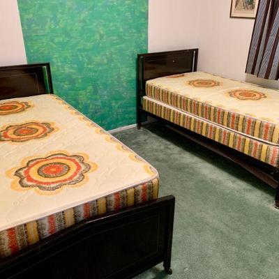 #76    PAIR ANTIQUE ART DECO METAL FRAME TWIN BEDS