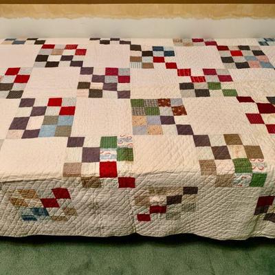 #77   ANTIQUE COUNTRY PATCHWORK QUILT TWIN BED SIZE FARMHOUSE AMERICANA