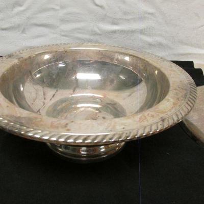 5-125  Wm Rogers Silverplate covered dish