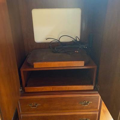 124: Cherry Wooden Computer Cabinet / Desk 
