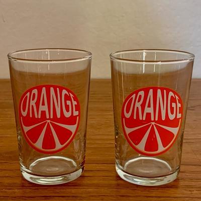 Lot 26 - Vintage Juice Glasses