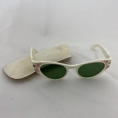 .76. Vintage Foster Grant Cat Eye Sunglasses