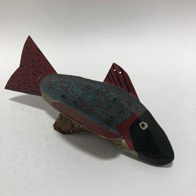 .97. Vintage Folk Art Fish Decoy