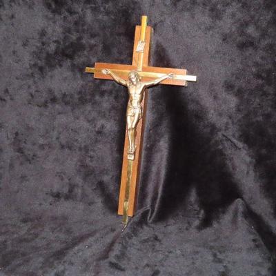 Wood crucifix 