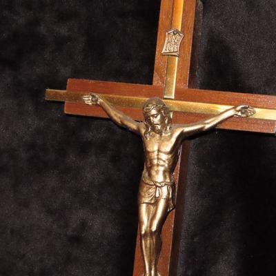 Wood crucifix 