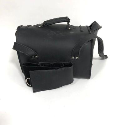 .133. Interstate Leather Motorcycle Bag