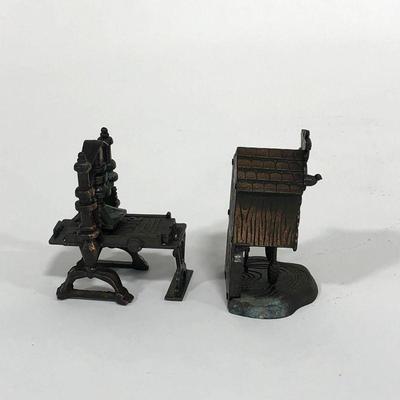 .151. Set of 11 Die-Cast Miniatures