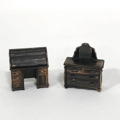 .151. Set of 11 Die-Cast Miniatures