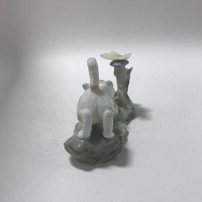 .155. Cat with Butterfly