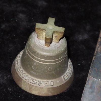 Bell and Spikes