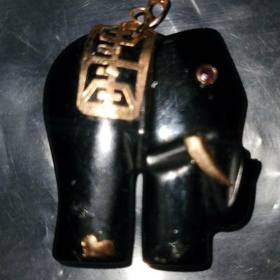 14k Black Elephant Pendant 