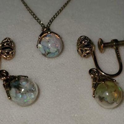 14K Mecklace and Earrings 