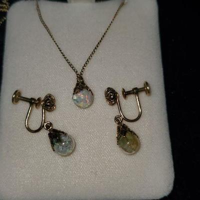 14K Mecklace and Earrings 