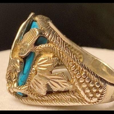 J26: Vintage large sterling Eagle Ring with Turquoise