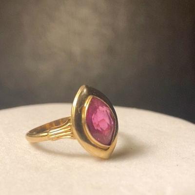 J45: Vintage 10k Gold Ruby Ring