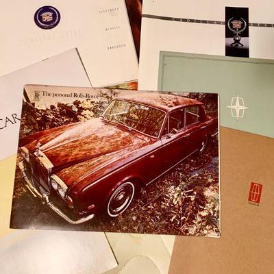 #103    70s 80s CADILLAC LINCOLN ROLLS ROYCE LUXURY CARS DEALERSHIP BROCHURES