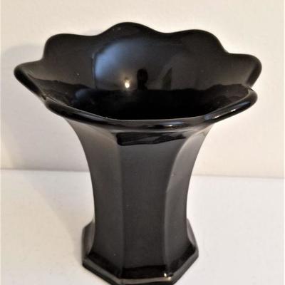 Lot #22  Mardi Gras REX Favor - Glass Vase 1917