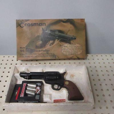 Lot 69 - Vintage Crosman Model 44 Peacemaker CO2 Revolver .177 Cal. 44/.177