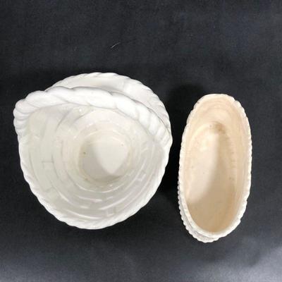 .161. Six Creme/Ivory Planters