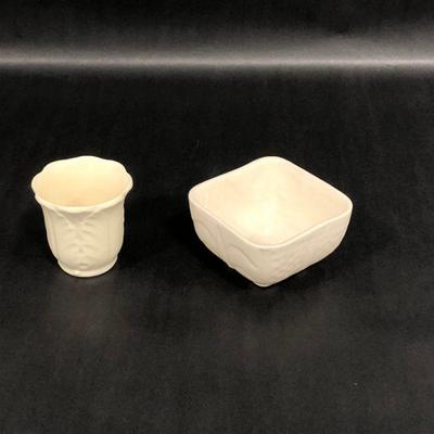 .161. Six Creme/Ivory Planters