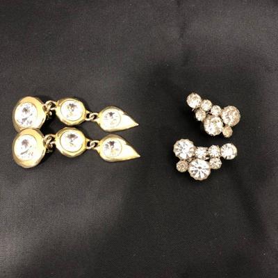 .171. Marked Vintage Earrings